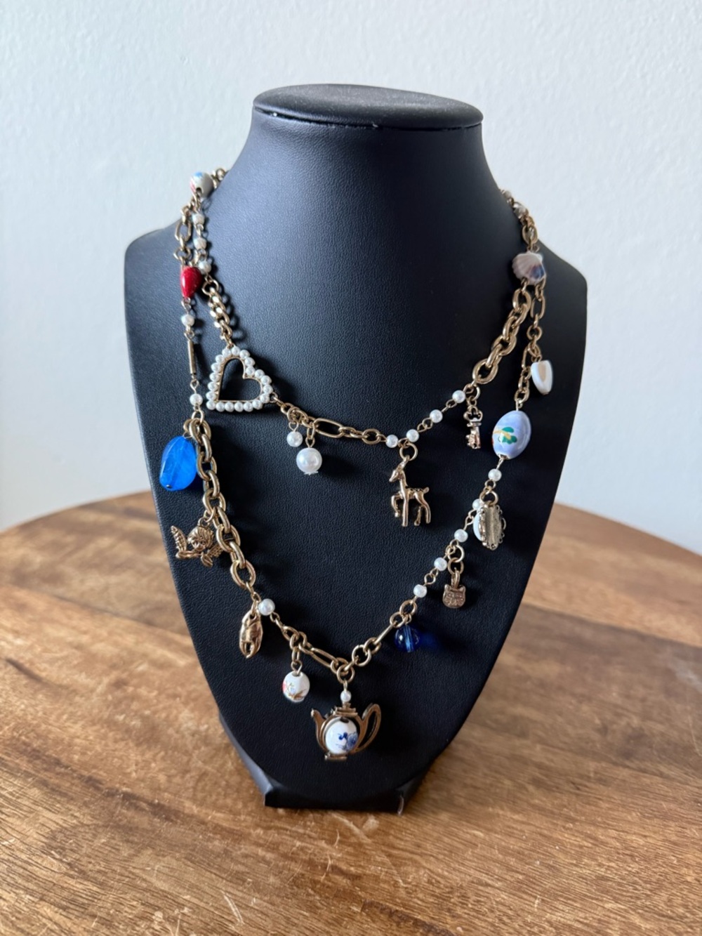 Sold! NWT Urban Outfitters Tea Party Layer Necklace OS - Picture 3 of 4